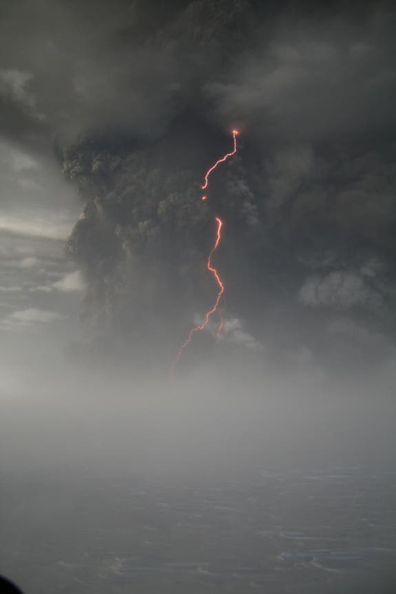 iceland volcano lightning. (the volcano that erupted