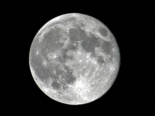 s_full-moon s_full-moon