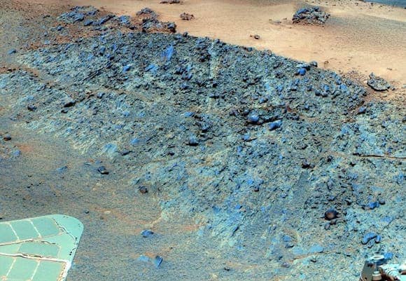 false_colour_image_greeleys_haven False colour image of Greeley Haven taken by Opportunity. Credit: NASA/JPL-Caltech/Cornell/Arizona State Univ