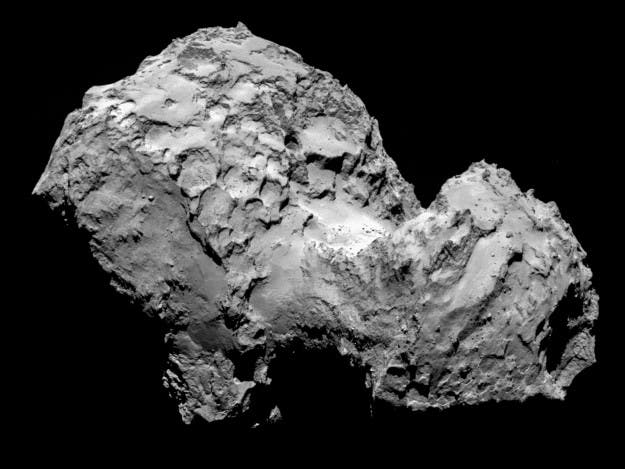 Comet 67P/Churyumov-Gerasimenko by Rosetta's OSIRIS narrow-angle camera on 3 August 2014 from a distance of 285 km. The image resolution is 5.3 metres/pixel. Credit: ESA/Rosetta/MPS 
