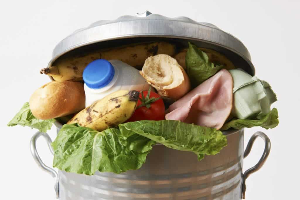 Consumer behavior is the main driver of food waste in developed countries. Image credits U.S. Department of Agriculture / flickr