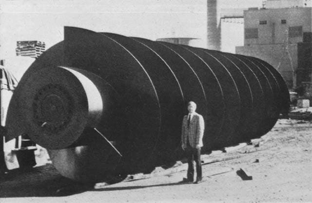 One of eight 12-ft.-diameter Archimedes screws in Texas CIty, Texas, USA. Credit: Popular Mechanics (April 1980, page 62).