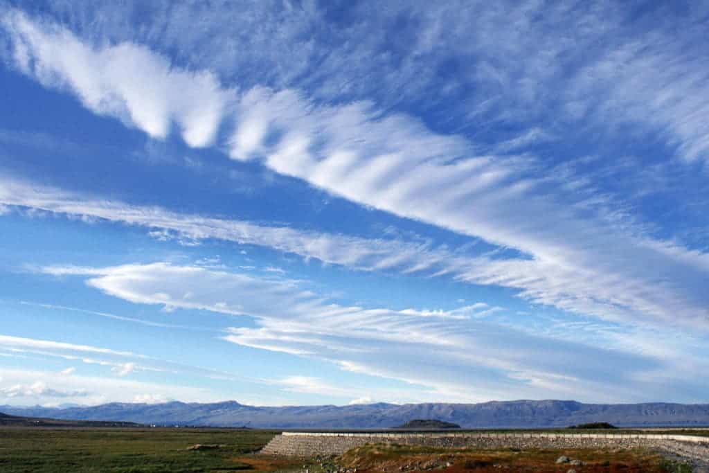 Cirrus clouds, El Calafate, Argentina. Credit: Flickr, Dimitry B.
