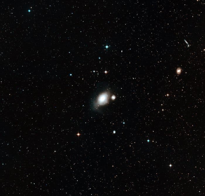 Closeup of NGC 1316 and its neighbor, NGC 1317. Credit: ESO.
