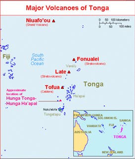 A map showing a large scale view of the South Pacific with the Kingdom of Tonga highlighted in purple. (Main map) Hunga Tonga and Hunga Ha’apai lie on the rim of a submarine caldera located 65 km N of a wharf in the harbor at Nuku’alofa, Tongatapu island (the main island of the archipelago). Credit: USGS. 
